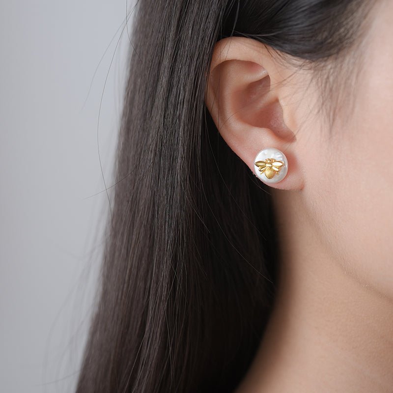 Baroque Honeybee - Stud Earrings | NEW