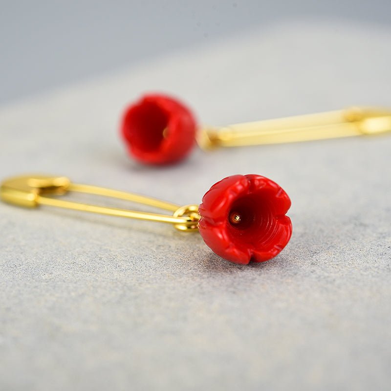 La Vie en Rose - Pin Earrings