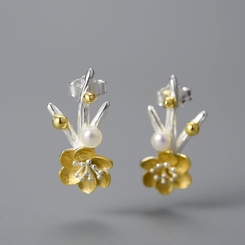 Winter Blossom - Stud Earrings