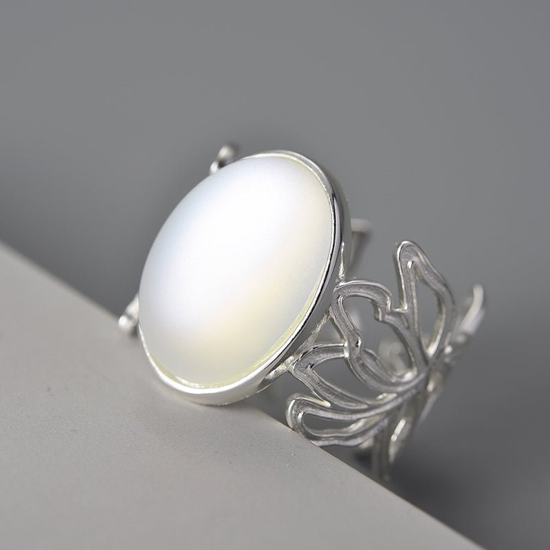 Big Classical Moonstone - Adjustable Ring