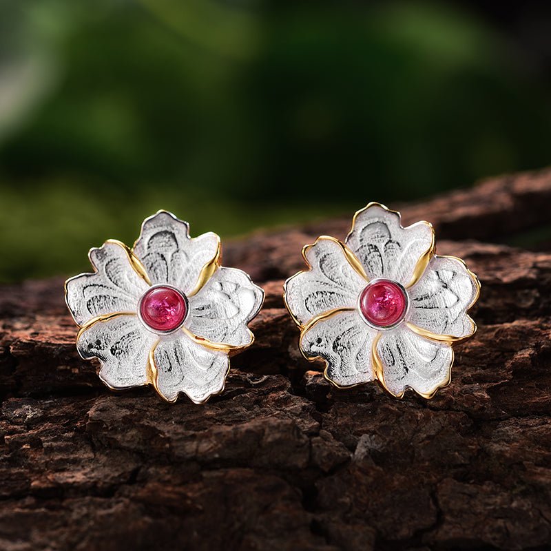 Tourmaline Leaf - Stud Earrings | NEW - MetalVoque