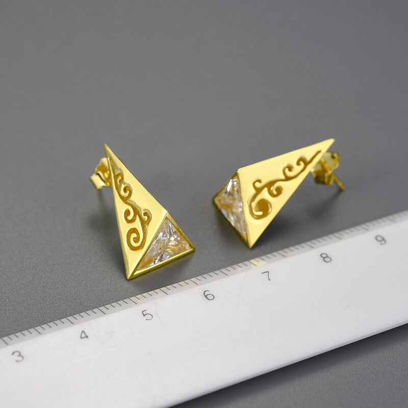 Zircon Pyramid - Stud Earrings