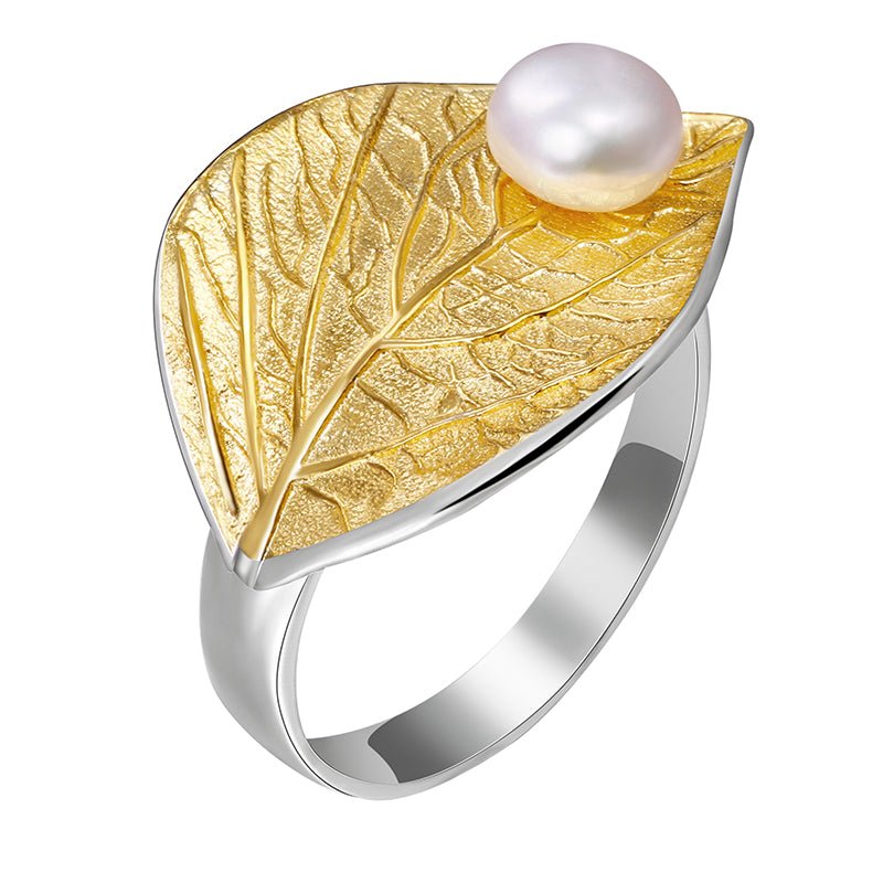 Pearly Leaf - Adjustable Ring - MetalVoque