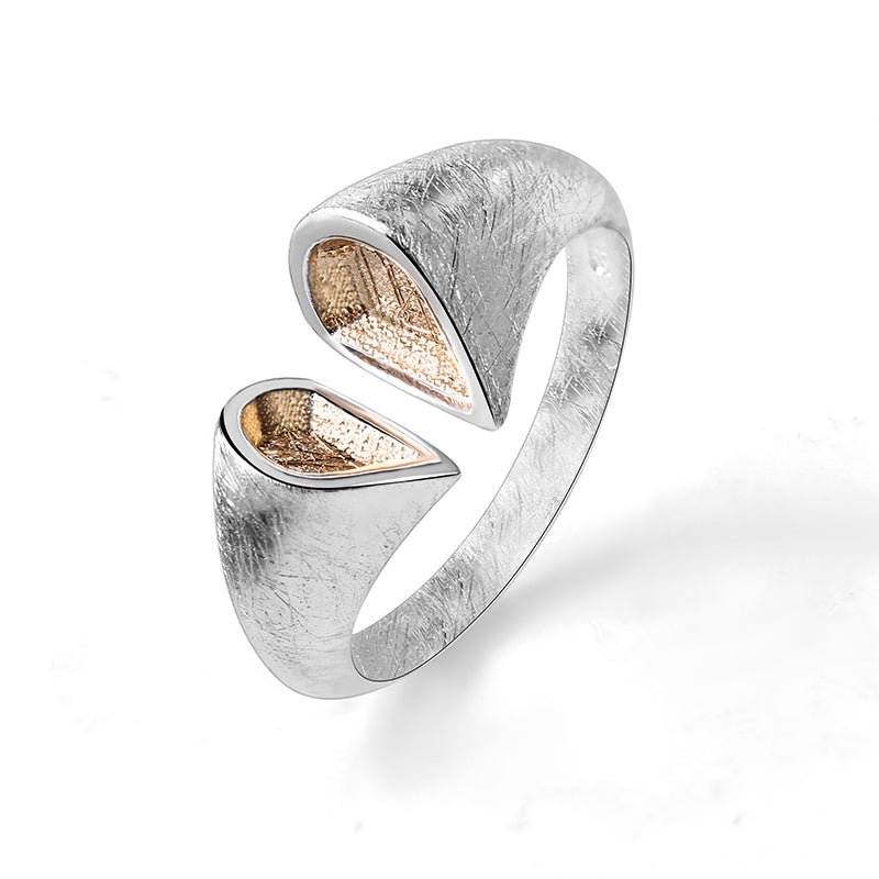 Golden Heart - Adjustable Ring - MetalVoque