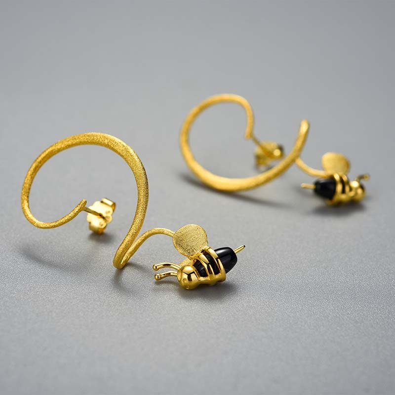 Lovely Honey Bee - Dangle Earrings