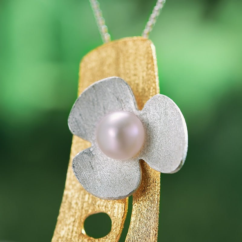 Fresh Clover - Handmade Pendant - MetalVoque