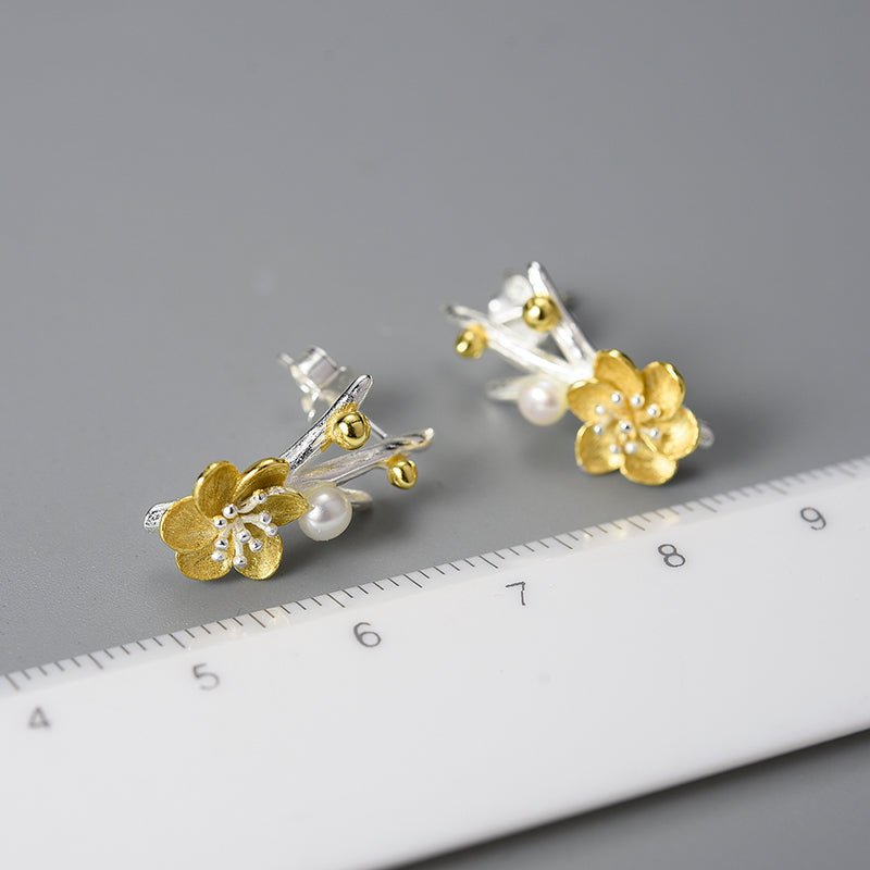 Winter Blossom - Stud Earrings